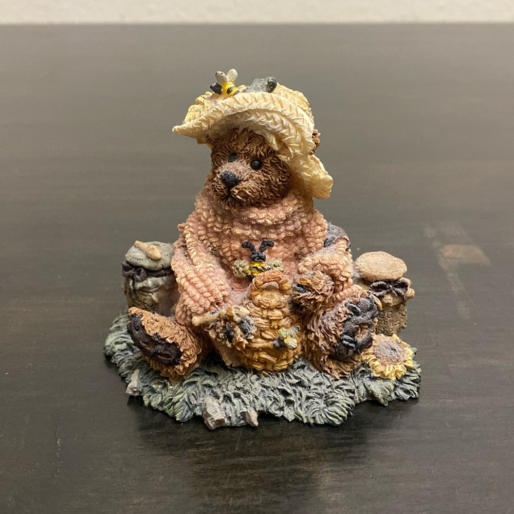 Boyd’s Bears “Bee mine honey”
